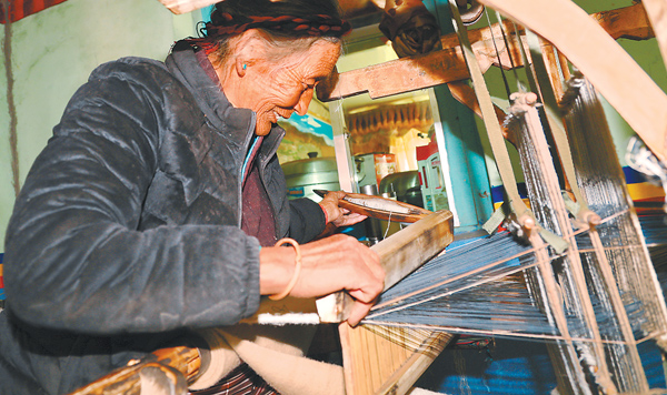 བཅིངས་བཀྲོལ.jpg